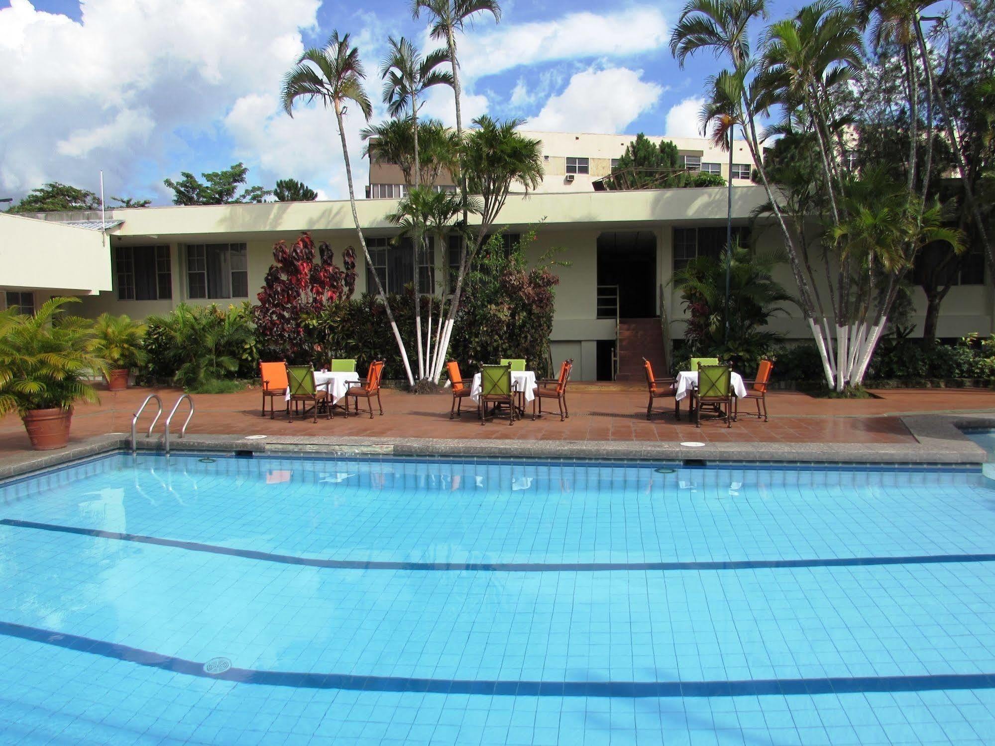 Siesta Hotel And Casino Antiguo Cuscatlan Exterior photo